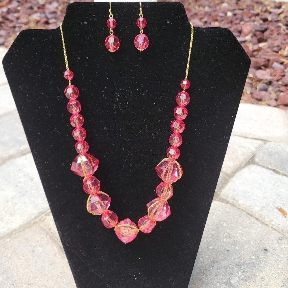 Red Crystal Necklace Set